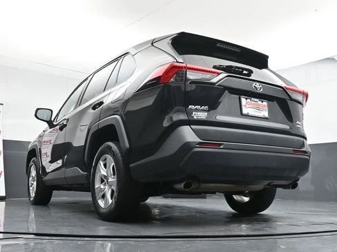 Used 2021 Toyota RAV4 XLE image 35