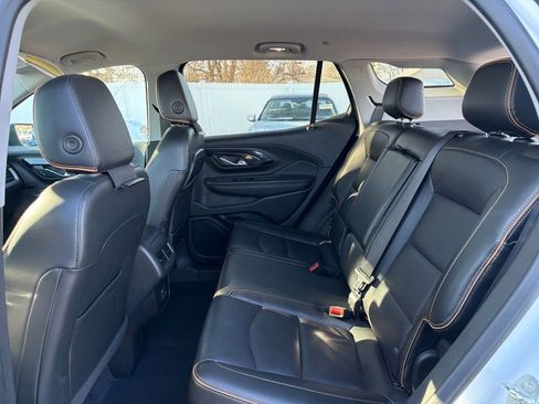 Used 2023 GMC Terrain AT4 AWD/4WD image 30