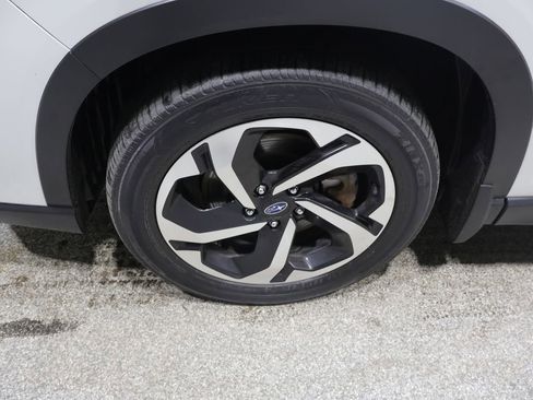 Used 2022 Subaru Forester Touring AWD/4WD image 19
