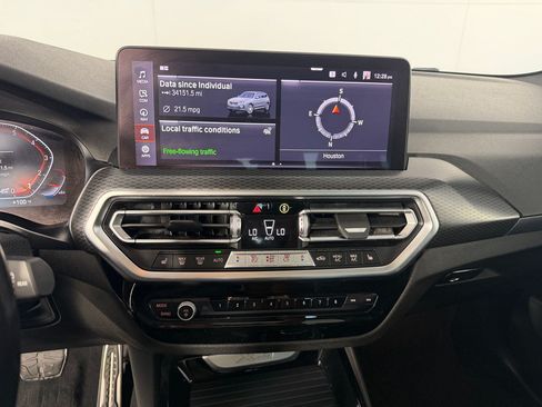 Used 2022 BMW X3 sDrive30i w/ M Sport Package 2 RWD image 17