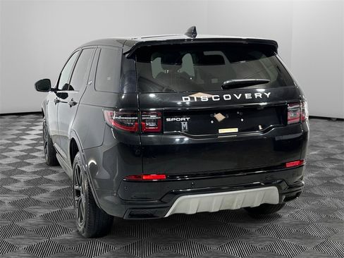 Used 2025 Land Rover Discovery Sport S image 3