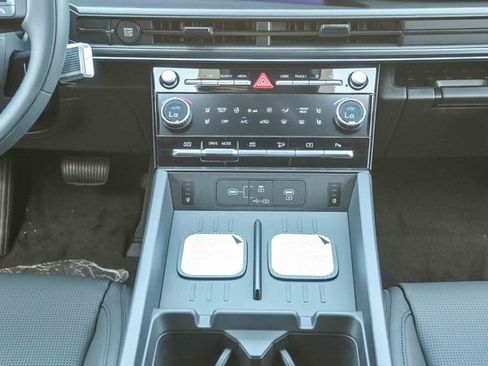 New 2026 Hyundai Santa Fe Calligraphy AWD/4WD image 15
