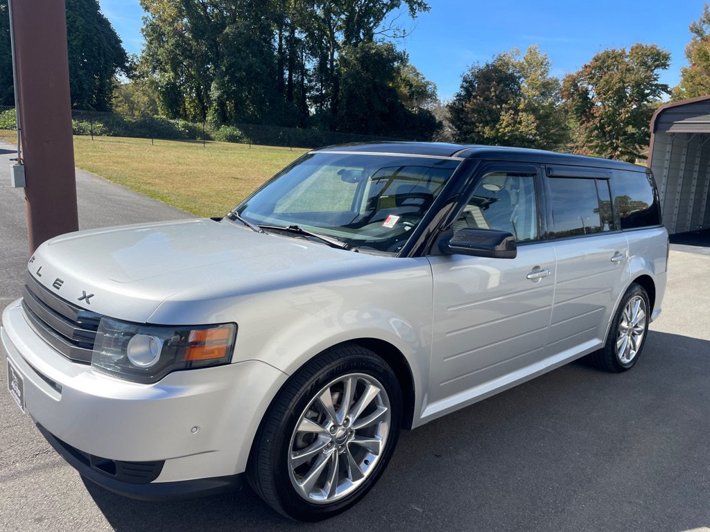 Used 2011 Ford Flex Titanium AWD/4WD image 2