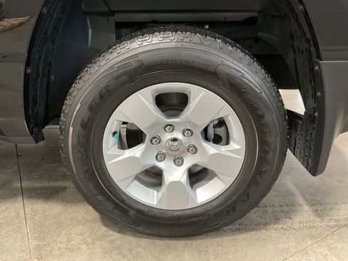 Used 2023 RAM 1500 Big Horn image 7