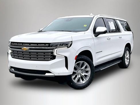 Certified 2023 Chevrolet Suburban Premier image 4