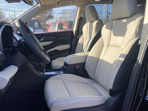 New 2025 Subaru Ascent Limited image 20