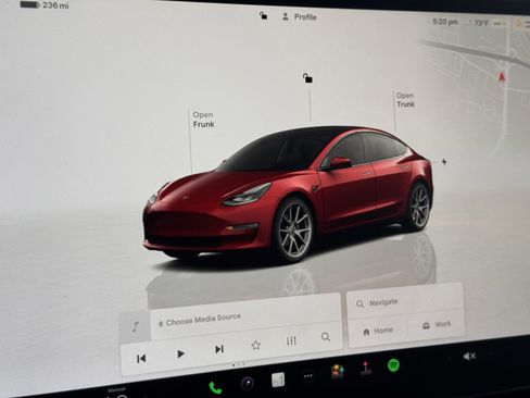 Used 2023 Tesla Model 3 Standard Range image 23