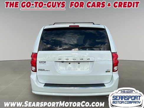 Used 2019 Dodge Grand Caravan SXT image 5