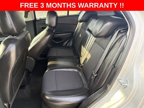 Used 2021 Chevrolet Trax LT w/ Driver Confidence Package image 21