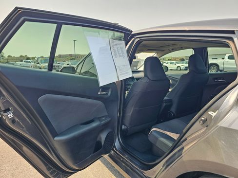 Used 2016 Toyota Prius Three w/ Advanced Technology Package FWD image 16