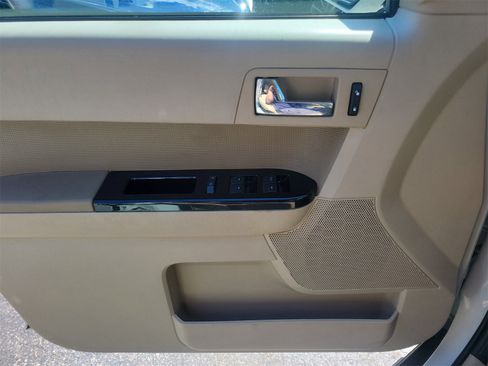 Used 2012 Ford Escape Limited image 26