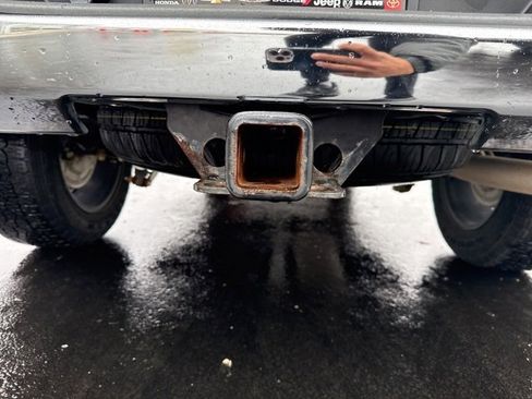 Used 2023 Chevrolet Silverado 1500 LT image 10