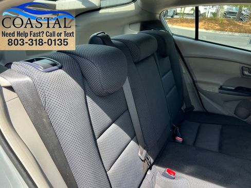 Used 2010 Honda Insight EX image 17