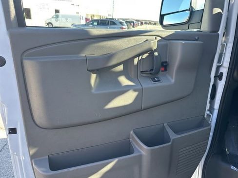 Used 2023 GMC Savana 2500 w/ Driver Convenience Package image 34
