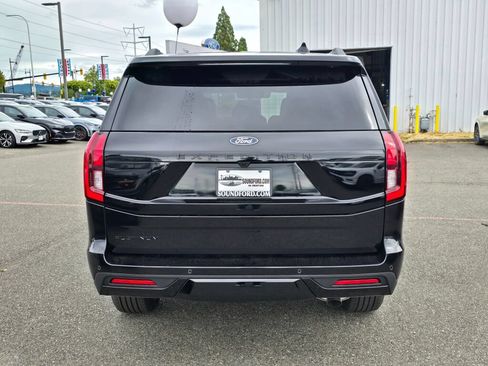 New 2027 Ford Expedition Platinum w/ Stealth Performance Package AWD/4WD image 6