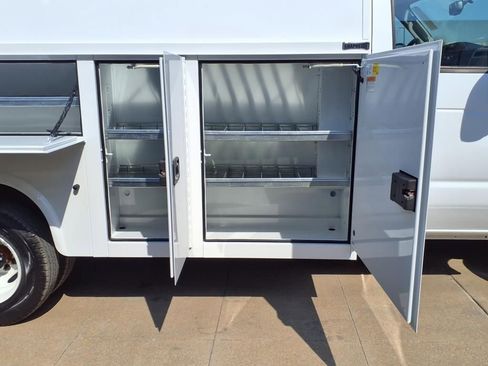 New 2025 Ford E-350 and Econoline 350 Super Duty w/ Power Equipment Group RWD image 3