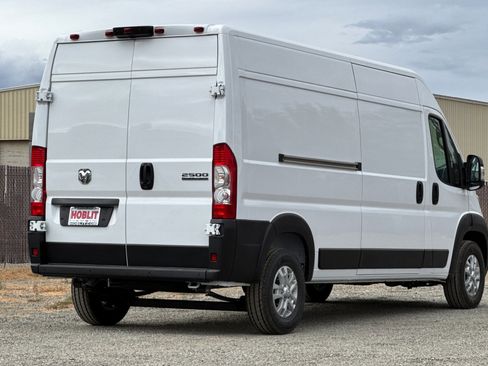 New 2026 RAM ProMaster 2500 w/ Quick Order Package 22G SLT image 3