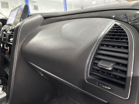 Used 2024 INFINITI QX80 Luxe image 41