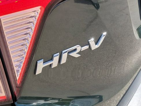 Used 2017 Honda HR-V EX image 13