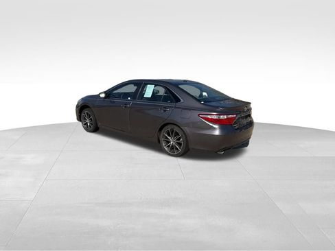 Used 2015 Toyota Camry XSE w/ Advanced Technology Package image 7