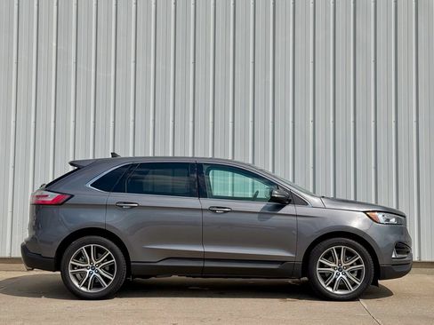 Used 2021 Ford Edge Titanium AWD/4WD image 7