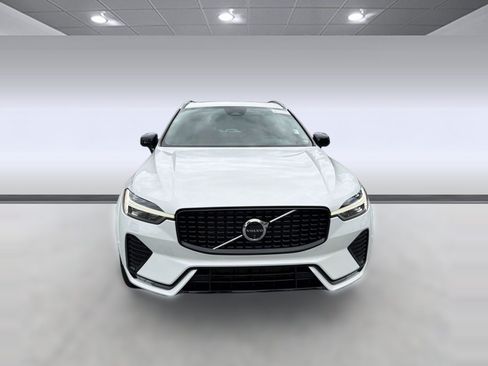 Certified 2024 Volvo XC60 B5 Ultimate w/ Protection Package Premier AWD/4WD image 6