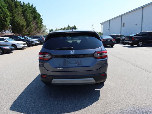 Certified 2025 Honda Pilot EX-L image 5