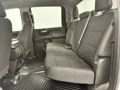 Used 2023 Chevrolet Silverado 2500 Custom w/ Custom Convenience Package AWD/4WD image 17
