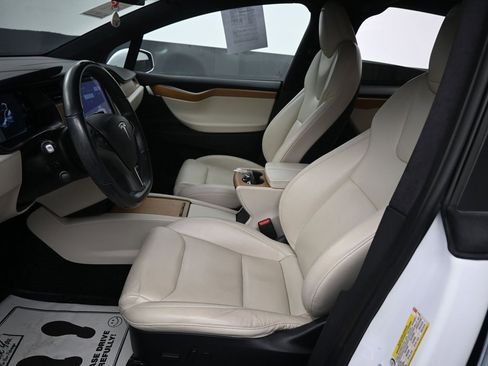 Used 2021 Tesla Model X Long Range image 24