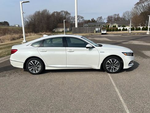 Used 2018 Honda Accord EX-L image 2