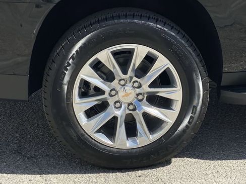 New 2026 Chevrolet Suburban Premier image 48