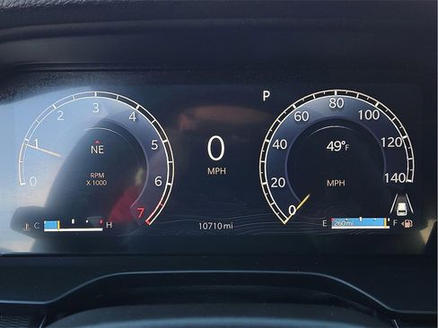 Used 2024 Jeep Grand Cherokee Altitude image 18