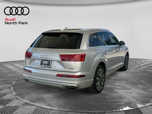 Used 2017 Audi Q7 3.0T Prestige w/ Prestige Package AWD/4WD image 5