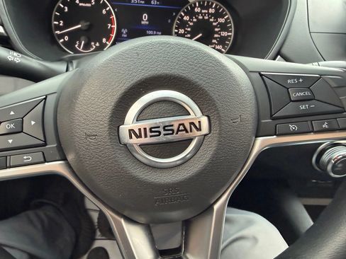 Used 2019 Nissan Altima 2.5 S FWD image 25