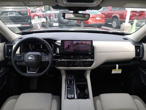 New 2026 Nissan Pathfinder SL AWD/4WD image 7