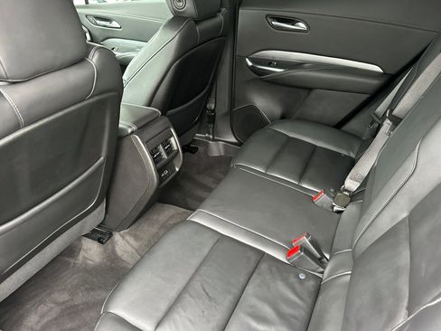 Used 2024 Cadillac XT4 Premium Luxury image 14