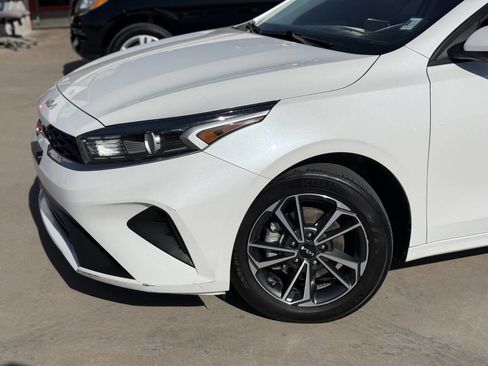 Used 2022 Kia Forte LXS FWD image 10