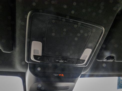 Used 2024 Honda HR-V Sport image 25