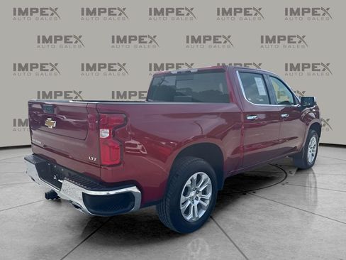 Used 2022 Chevrolet Silverado 1500 LTZ w/ Technology Package AWD/4WD image 4