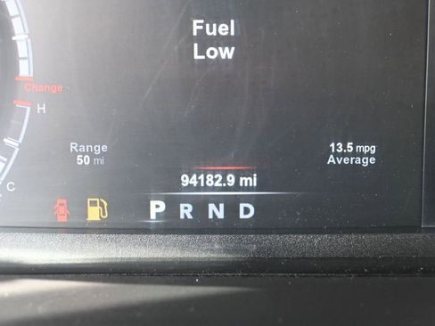 Used 2018 RAM 1500 SLT AWD/4WD image 45