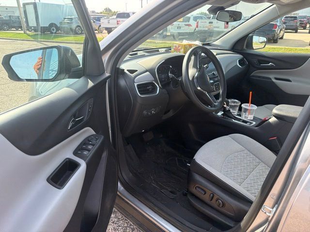 Used 2024 Chevrolet Equinox LS w/ LS Convenience Package AWD/4WD image 7