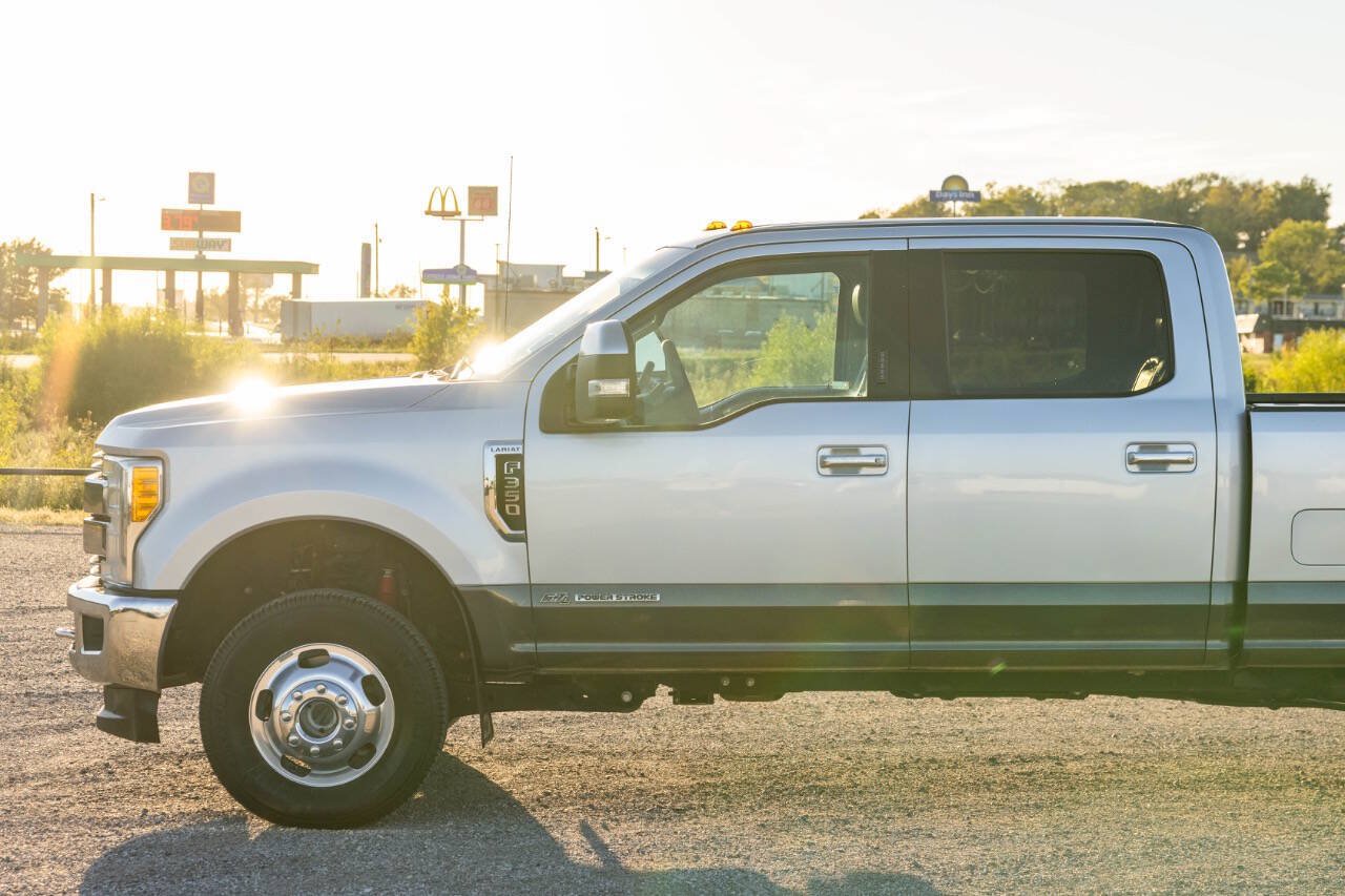Used 2017 Ford F350 Lariat w/ Chrome Package AWD/4WD image 16