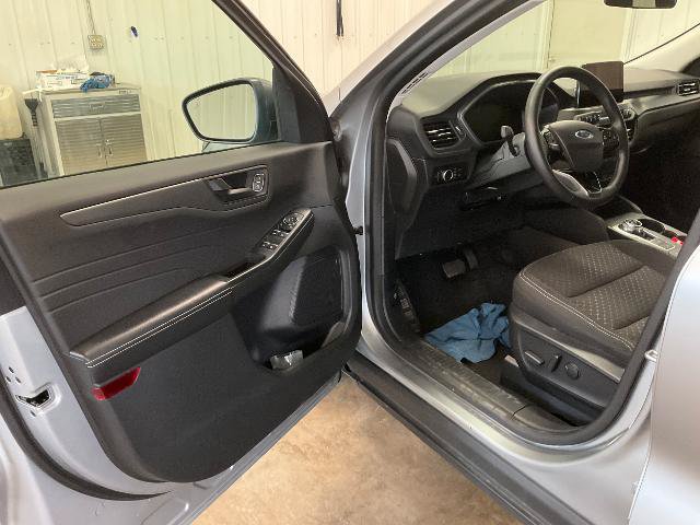 Certified 2023 Ford Escape Active AWD/4WD image 8