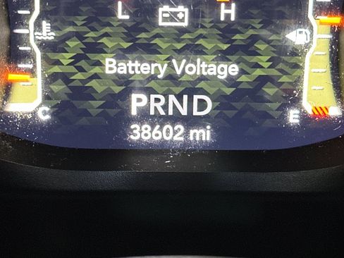 Used 2020 Jeep Gladiator Overland image 25