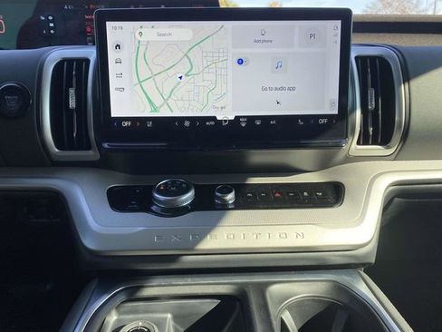 New 2025 Ford Expedition Max Active image 15