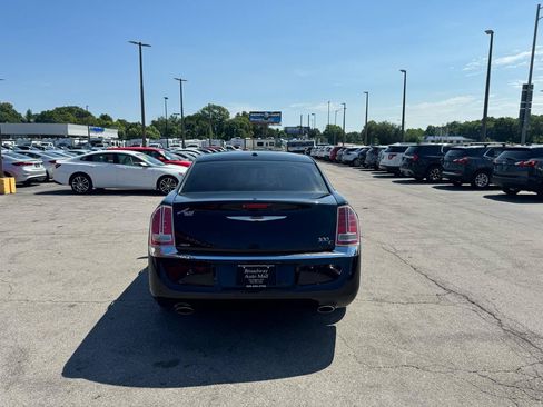 Used 2013 Chrysler 300 C AWD/4WD image 4