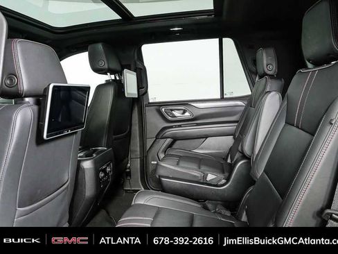 Used 2022 Chevrolet Tahoe RST w/ Luxury Package image 20