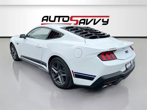 Used 2024 Ford Mustang GT Premium image 5