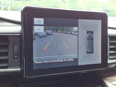 Used 2020 Ford Explorer Limited AWD/4WD image 17