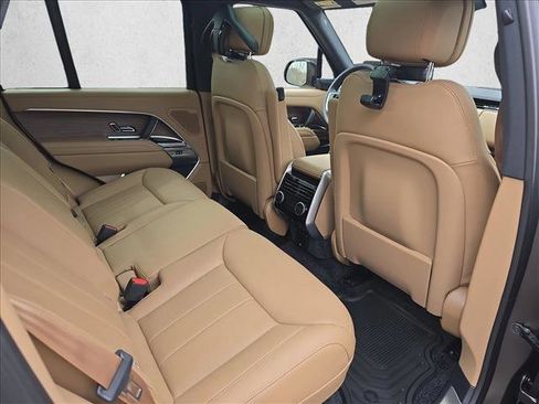 New 2026 Land Rover Range Rover SE image 11